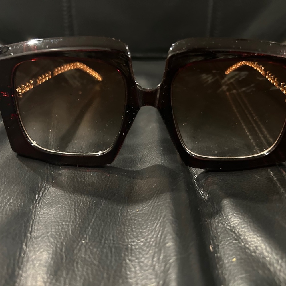 Chic Brown Tortoise Oversized Square Sunglasses